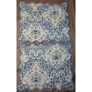 WAVERLY Pillow Shams Quilted Floral Paisley design with Scalloped edges/reversab